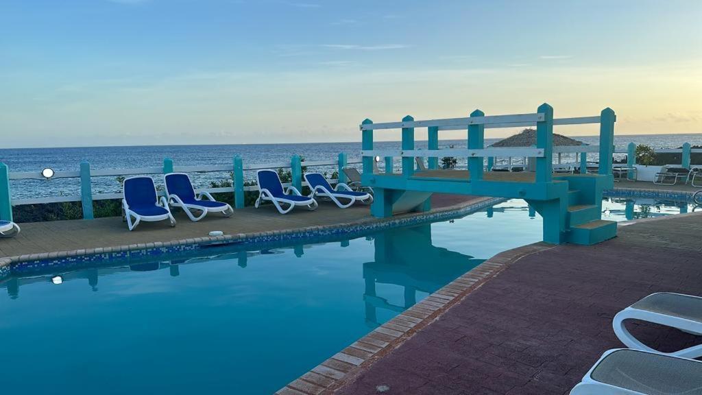 Seagrape Plantation Resort & Dive Center ウェスト・エンド エクステリア 写真