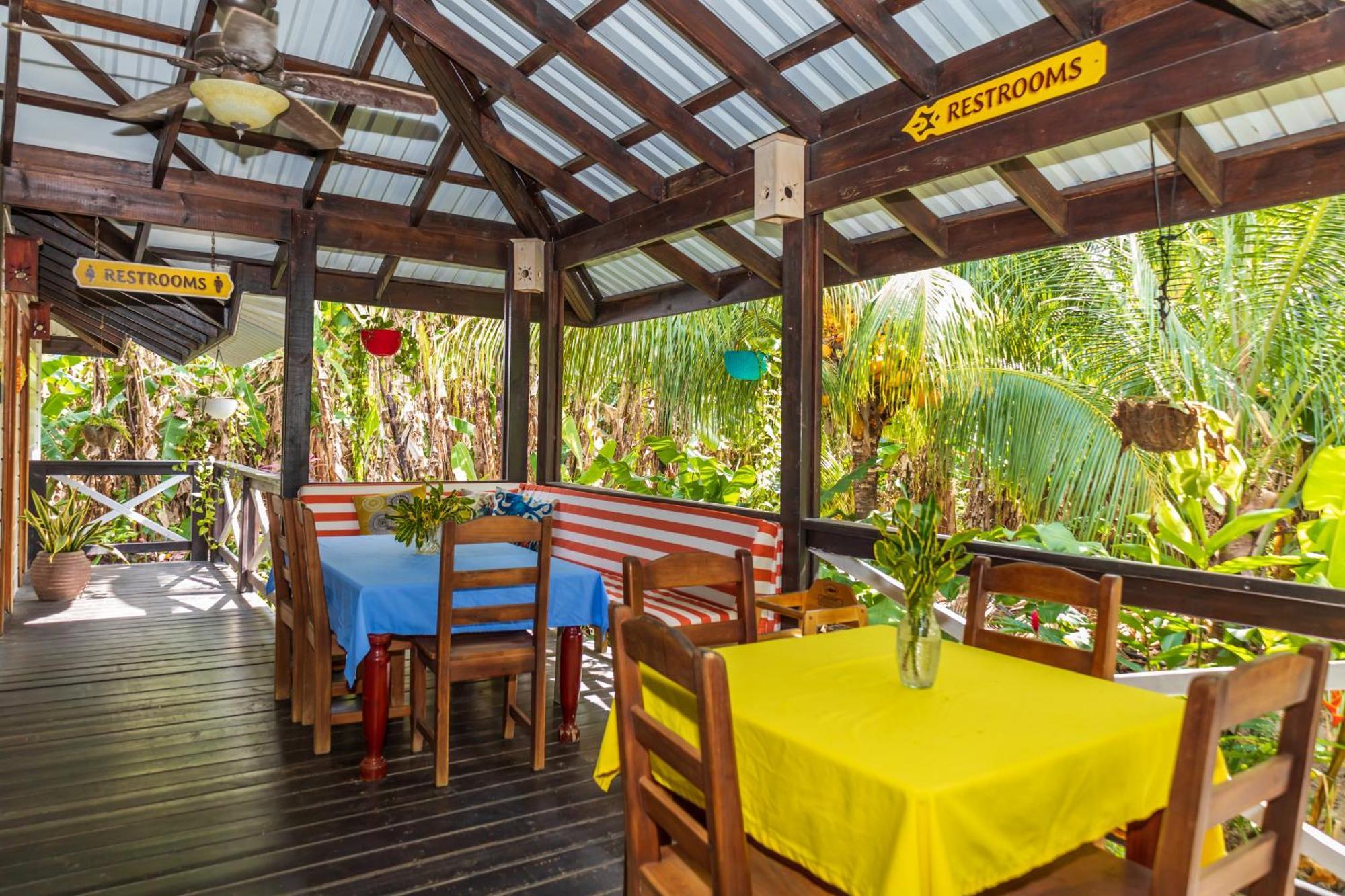 Seagrape Plantation Resort & Dive Center ウェスト・エンド エクステリア 写真